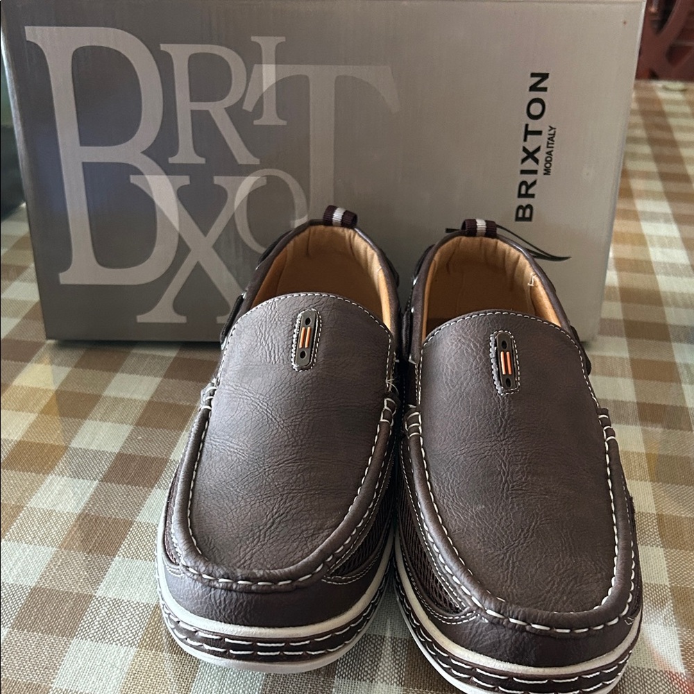 NWT in box Brixton Dark Brown Men's Slip-On Loafers